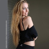 Menjadi dewasa dengan banyaknya tuntutan hidup dan masalah, membuat Verona mengubur gairahnya sebagai atlet senam. Ia memilih untuk menjadi bintang porno.  Foto: dok. Instagram