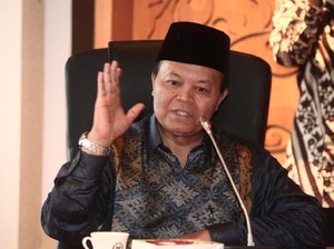 HNW Dukung Jutaan Santri Bakal Melek Literasi Keuangan Syariah