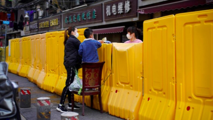 Cara warga Wuhan belanja makanan
