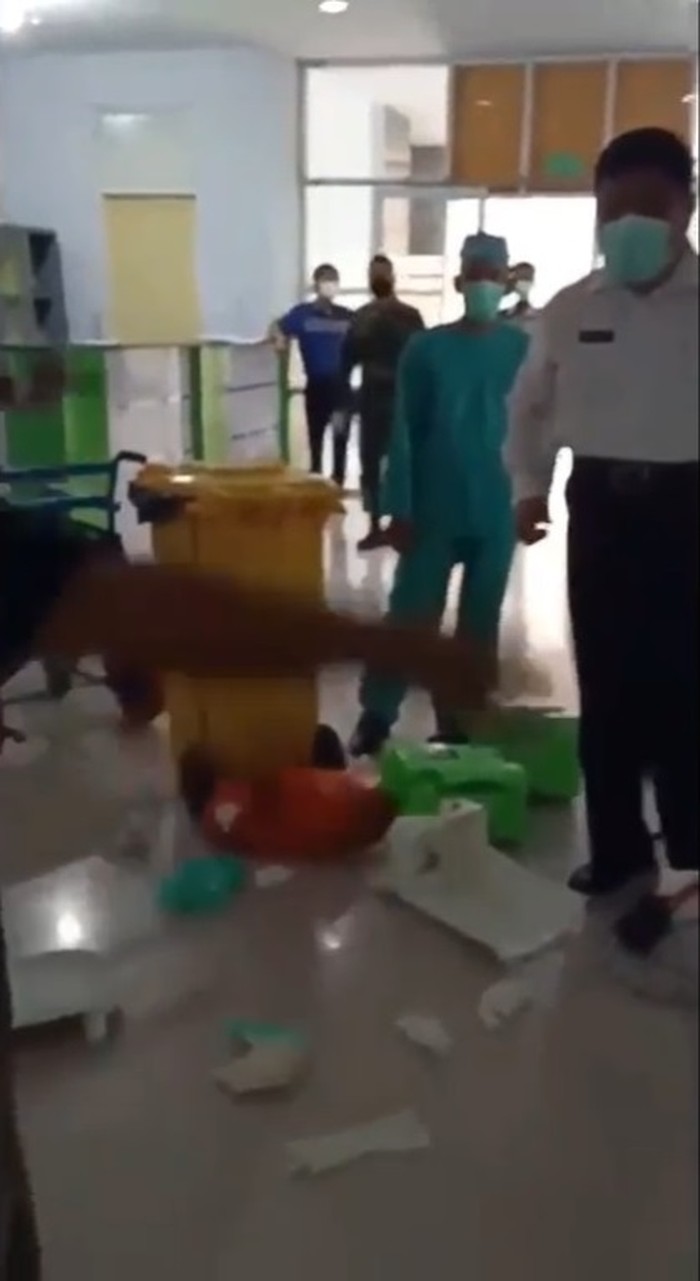 Video viral ODP dan PDP di Sidrap, Sulsel, mengeluh semasa diisolasi (Screenshot video viral)