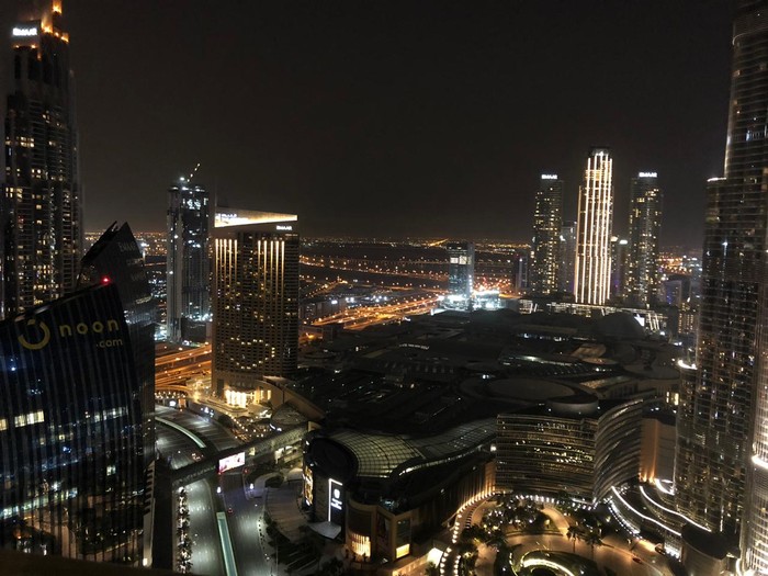 Hotel-hotel Dubai berikan tanda cinta ditengah pandemi Corona.
