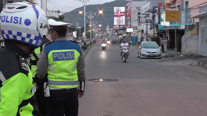 Ruas jalan utama di Kota Gorontalo ditutup sementara terkait pencegahan virus Corona