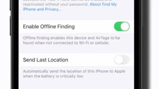 Apple AirTags.