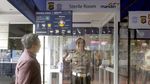 Bilik Antiseptik untuk Polda Metro Jaya