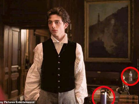Heboh Ada Botol Air Mineral di Film 'Little Women'