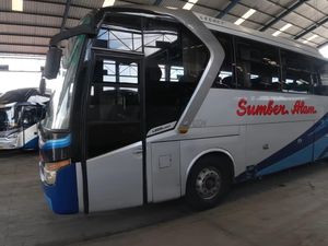 Ratusan Pemudik Pesan Tiket Bus untuk Mudik Libur Akhir Tahun