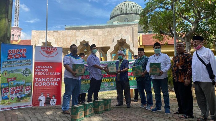 DMI sebar ribuan botol karbol