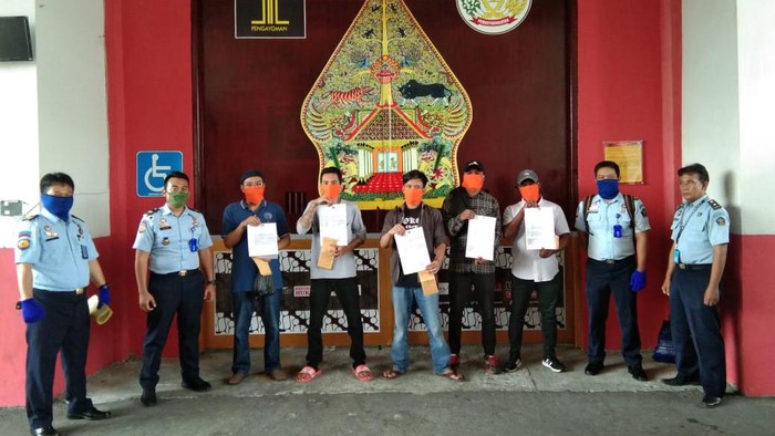 Para napi Lapas Wirogunan yang dirumahkan