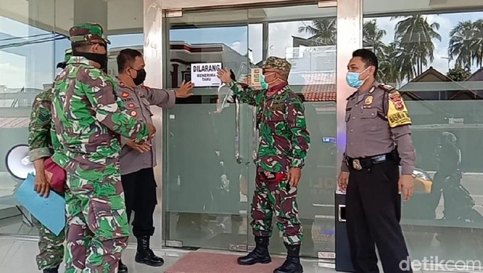 Hotel sekitar pantai Pangandaran dilarang menerima tamu