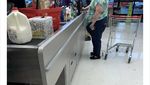Orang-orang Ini Tunjukkan Indahnya Berbagi Makanan di Tengah Virus Corona