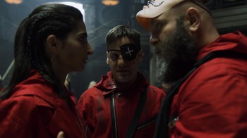 6. Money Heist (part 4): Serial thriller dari Spanyol dengan total tayangan 619 juta jam.Foto: (dok. imdb.)
