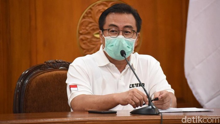 Ketua Satgas Kuratif Penanganan Covid-19 Jawa Timur, dr Joni Wahyuhadi