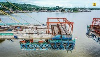 Selain mendukung aksesibilitas pelabuhan baru, Jembatan Teluk Kendari juga akan meningkatkan konektivitas jalan nasional dan jalan lingkar luar (Outer Ring Road) Kota Kendari. Berdasarkan road map, panjang pembangunan jalan lingkar luar sekitar 40 Km yang menghubungkan Kota Kendari dengan Kabupaten Konawe.Foto: Dok. Istimewa/Kementerian PUPR