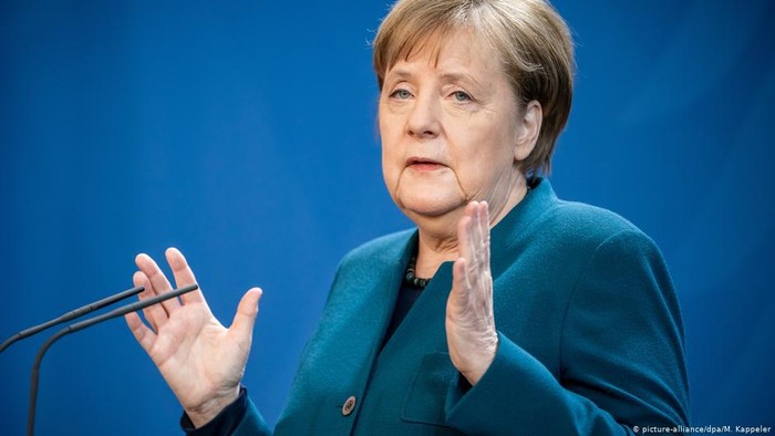 Angela Merkel: Ada Harapan, Tapi Tidak Cabut Restriksi Keluar Rumah