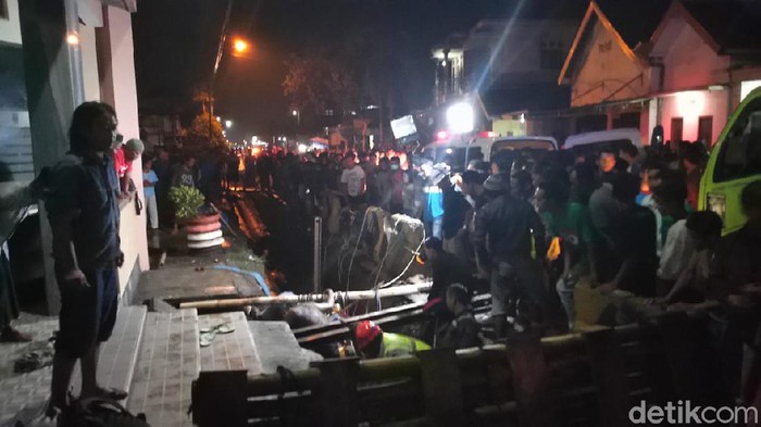 pengerjaan pipa pdam tewaskan 1 orang