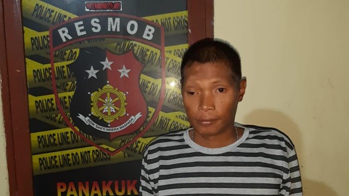 Preman yang ditangkap di Makassar karena ancam dan lempar rumah anggota Brimob.