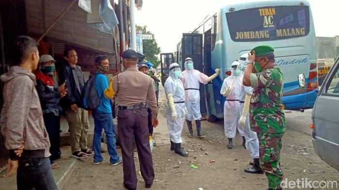 penumpang bus tewas