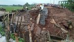 Potret Jembatan Ambruk di Purwakarta yang Tewaskan 1 Orang
