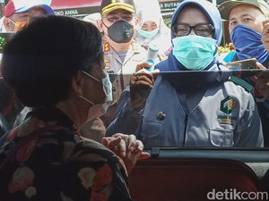 Cegah Eksodus ke Puncak, Bupati Bogor Cegat Mobil dari Jakarta