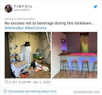 Meski pandemi Corona melanda, beberapa warga di dunia tetap bisa beraktivitas di rumah loh. Hasilnya lucu dan unik. Nggak percaya? Initp aja nih.