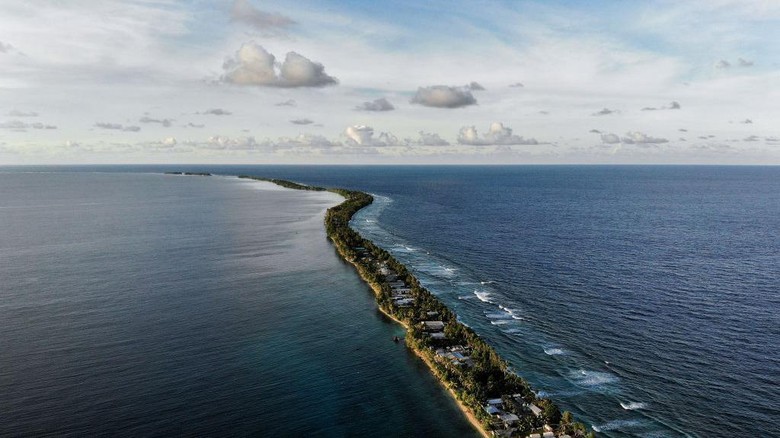 Negara-negara Terpencil di Dunia Ini Bebas Corona? Negara-negara Terpencil di Dunia Ini Bebas Corona?
Dari 193 negara anggota PBB, sedikitnya ada 18 negara yang belum melaporkan kasus COVID-19. Bebas Corona? Beberapa negara itu adalah Tuvalu, Vanuatu, Sudan Selatan, Lesotho dan Yaman.
Hitungan itu disajikan oleh Johns Hopkins University, Sabtu (4/4).