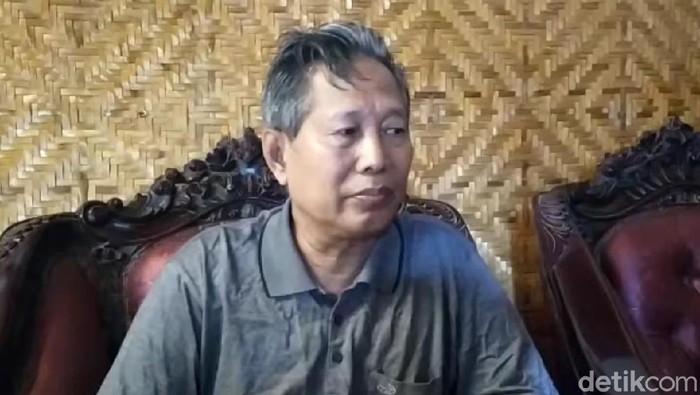 KH Mustin Syafii, Direktur Madrasatul Quran Tebuireng