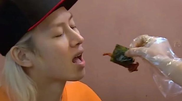 Heechul Super Junior tidak suka ceker ayam
