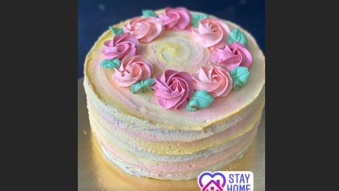 Kue buatan Farah Quinn