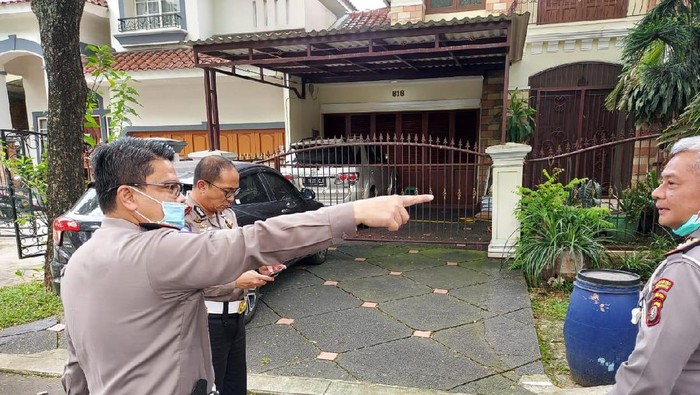 Polisi Olah TKP di Lokasi Kecelakaan Maut di Karawaci