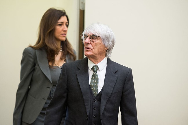 Deborah bahkan telah memiliki cucu, otomatis Bernie adalah kakek buyut. Setelah cerai dari Ivy, Bernie menikah kedua kalinya dengan Slavica Radic, dan memiliki dua anak Tamara (35) dan Petra (31).  Foto: dok. Getty Images