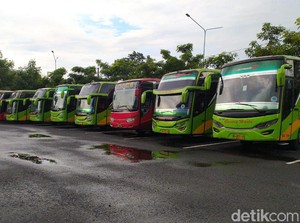 Sedih! Ribuan Sopir Bus Terpaksa Dirumahkan