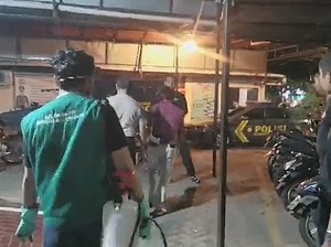Mahasiswa-Polisi Makassar Berjibaku Lawan Corona di Lingkup Kepolisian
