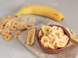 Bikin Keripik Pisang Praktis Pakai Air Fryer Buat Camilan Diet