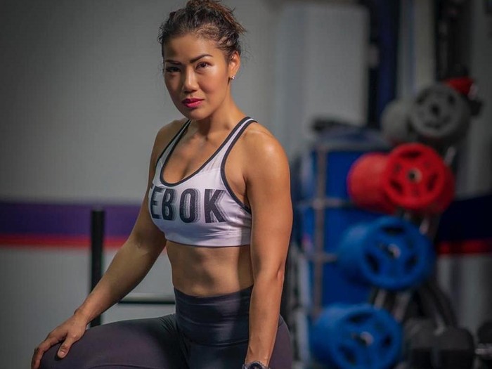 Istri Ari Wibowo, Inge Anugrah