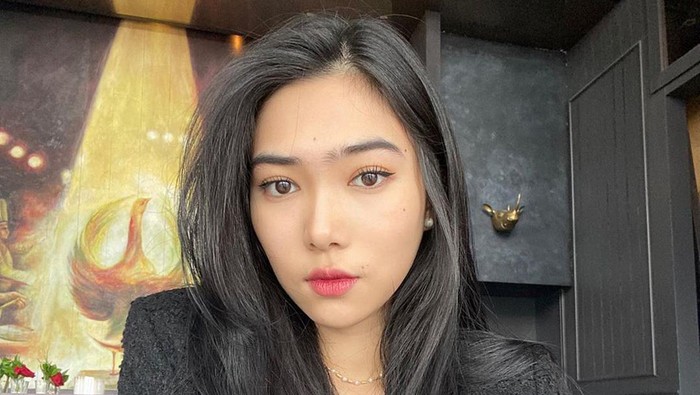 Isyana Sarasvati Isyana Sarasvati