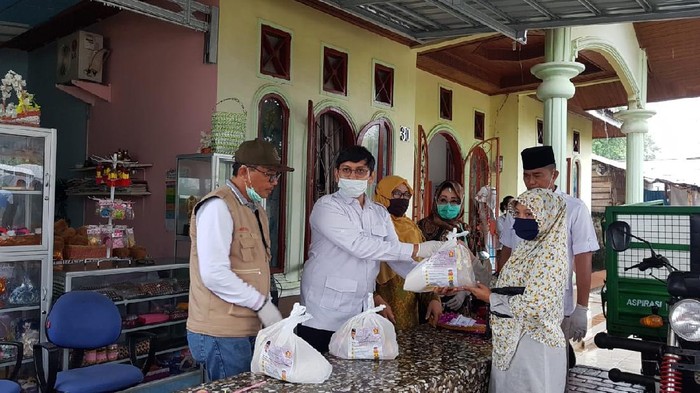 Sumbangan Andre Rosiade ke Sumbar