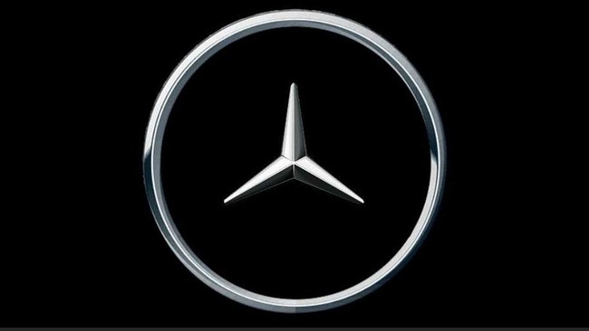 Perusahaan mobil Mercedes-Benz juga memodifikasi logonya. Brand asal Jerman ini menjaga jarak antara bintang tiga garis dengan lingkaran di sekelilingnya. Foto: Istimewa