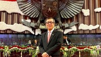 Isu pembebasan napi koruptor berusia di atas 60 tahun saat wabah corona mencuat saat Yasonna hadir dalam rapat Komisi III pada 1 April 2020. Ia sempat mengatakan perlu merevisi Peraturan Pemerintah Nomor 99 Tahun 2012 tentang Syarat dan Tata Cara Pelaksanaan Hak Warga Binaan Pemasyarakatan. Foto: Instagram yasonna.laoly