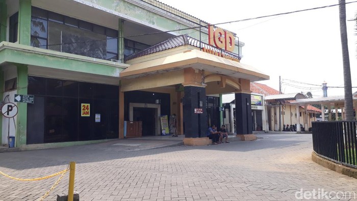RSUD dr R Soedarsono ditunjuk Pemprov Jatim menjadi rumah sakit rujukan pasien corona. Rumah sakit milik Pemkot Pasuruan ini akhirnya menambah sejumlah fasilitas medis.