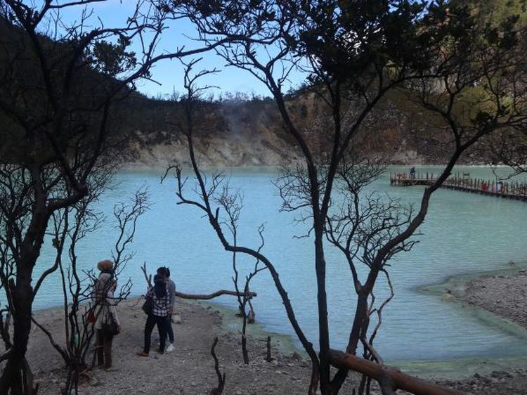 Lepas Rindu Lewat Foto: Kawah Putih Ciwidey