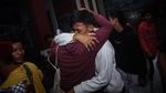 Senyum Bahagia Napi Usai Bebas Gegara Corona