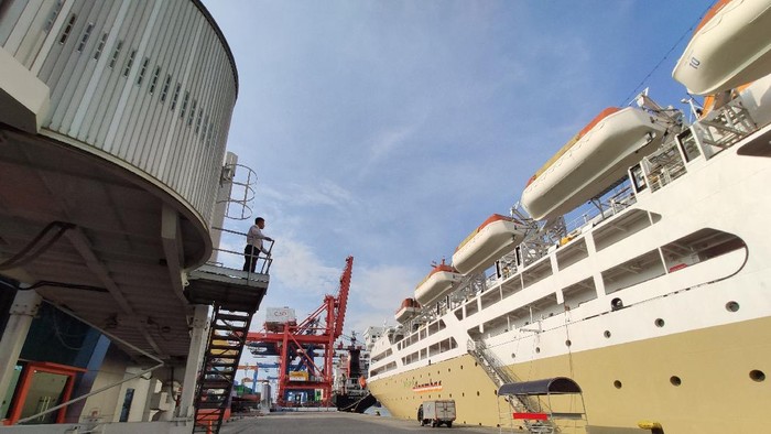 Terminal penumpang nusantara Pelabuhan Tanjung Priok