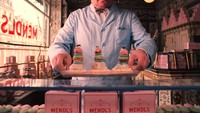 Karena menyaksikan film ini banyak orang yang penasaran ingin mencoba kue dan aneka pastry cantik dari Mendls. Foto: Istimewa