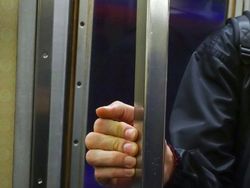 Bermacam Cara agar Tangan Tak Sentuh Benda