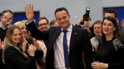 Ini PM Irlandia yang Gabung dengan Tim Medis untuk Hadapi Corona