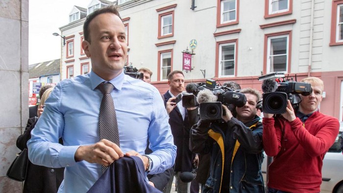 Irelands Prime Minister, Leo Varadkar (arrives at the North South Ministerial Council offices in Armagh, Northern Ireland on March 14, 2020, for a meeting of the Irish Government and Northern Ireland Executive concerning the novel coronavirus Covid-19 outbreak. (Photo by Paul Faith / AFP)