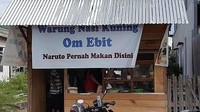 Sosok fiktif Naruto tampaknya menarik orang untuk mencicip menu yang dijual di warung. Seperti warung sate ini yang kabarnya pernah disambangi Naruto. Foto: istimewa