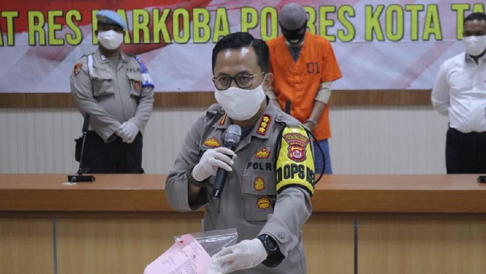 Polisi tangkap kurir narkoba di Tangerang