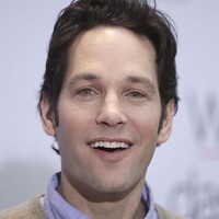 Happy Birthday to another favorite of mine, Paul Rudd!! Enjoy celebrating the 21st anniversary of your 30th birthday(since that’s clearly the year you stopped aging)!! tulis Chris Evans. Foto: Getty Images/Andreas Rentz