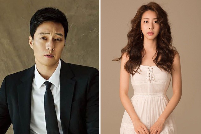 So Ji Sub dilaporkan baru saja resmi menikah dengan seorang mantan pembawa acara bernama Cho Eun Jung. So Ji Sub dan istrinya Cho Eun Jung telah berpacaran sejak tahun lalu. Dilaporkan jika mereka bertemu ketika Eun Jung menjadi pembawa acara yang mewawancarai pria 42 tahun itu. Wanita yang 17 tahun lebih muda dari So Ji Sub itu kini tak lagi jadi presenter. Foto: istimewa
